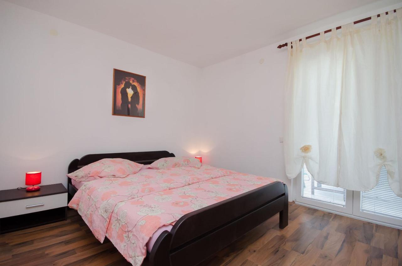 Apartments Toni Banjol Esterno foto