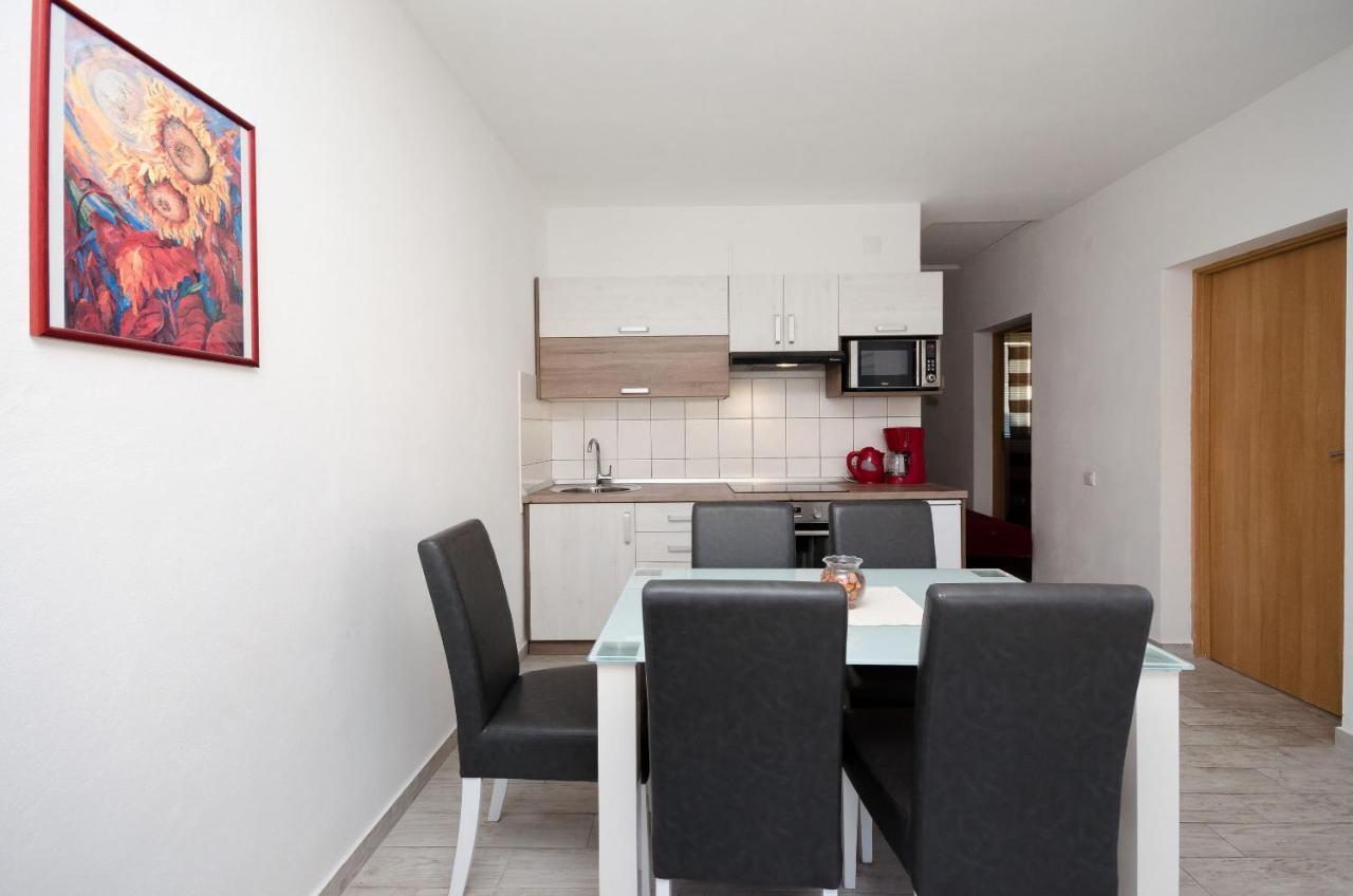 Apartments Toni Banjol Esterno foto