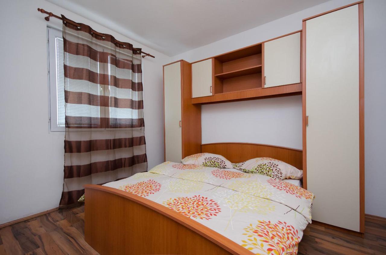 Apartments Toni Banjol Esterno foto
